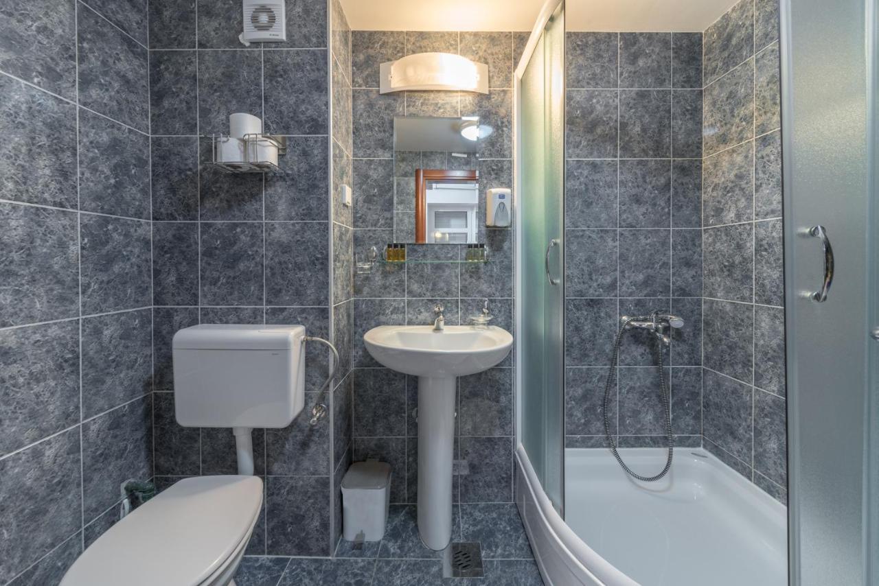 Apartman R Club Old Town Budva